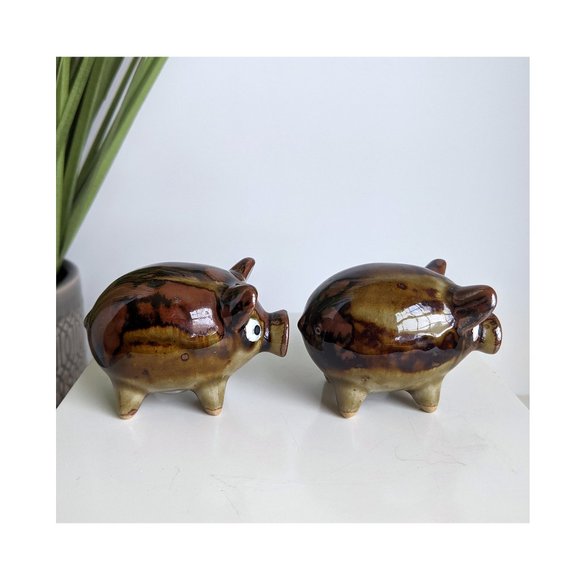 Vintage Ceramic Brown Flow Glaze Pigs Salt & Pepper Shakers Japan - Picture 2 of 6